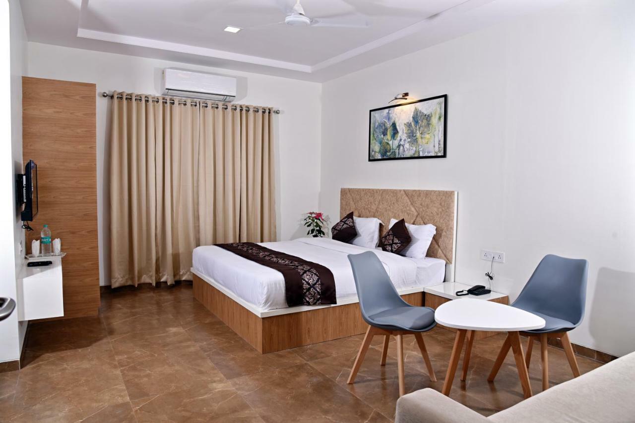 Hotel Grand Ecotel, Aurangabad Exterior photo